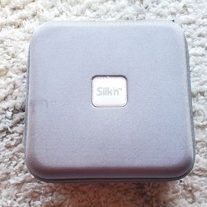 Silk'n Infinity Laser hair Removal Device including cleaning box!